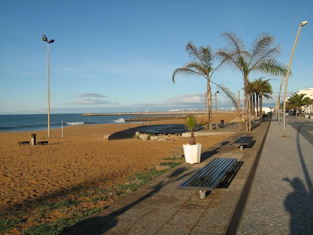 Apartamentos Pinto Quarteira 0*,  Portugal