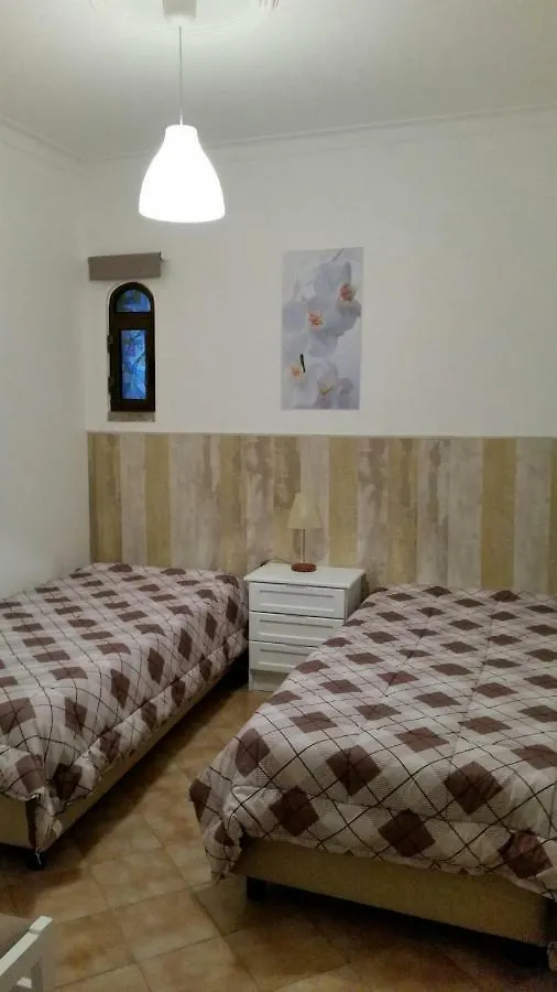 Apartamentos Pinto Quarteira 0*,  Portugal